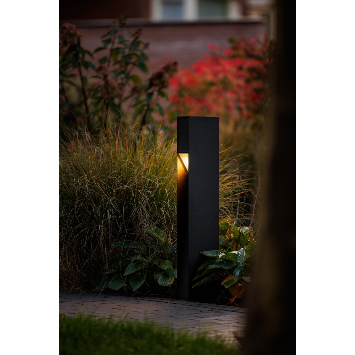 Lampe de jardin Barite 40 de Prolight sur 12 volts design moderne et couleur noire