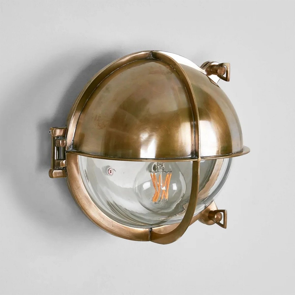 Applique d'extérieur lampe de bateau Taylor laiton antique