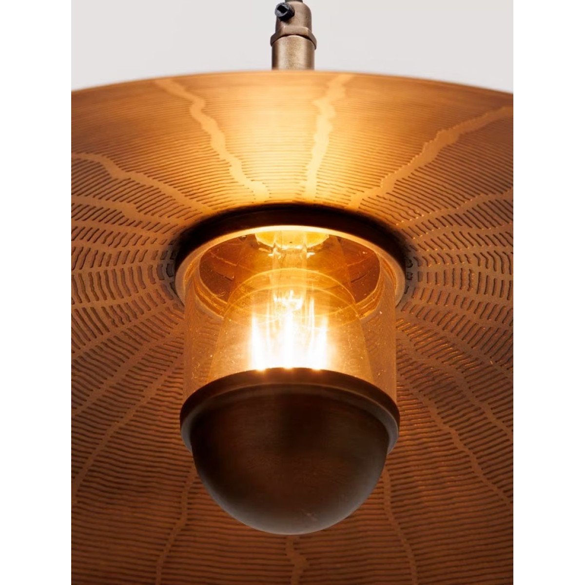 lampe en laiton couleur laiton antique avec culot E27