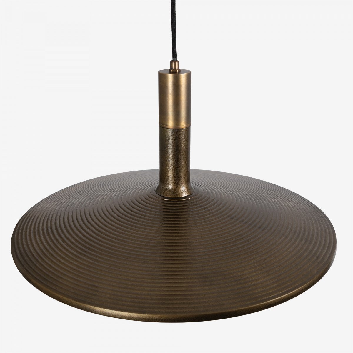 lampe en laiton couleur laiton antique avec culot E27