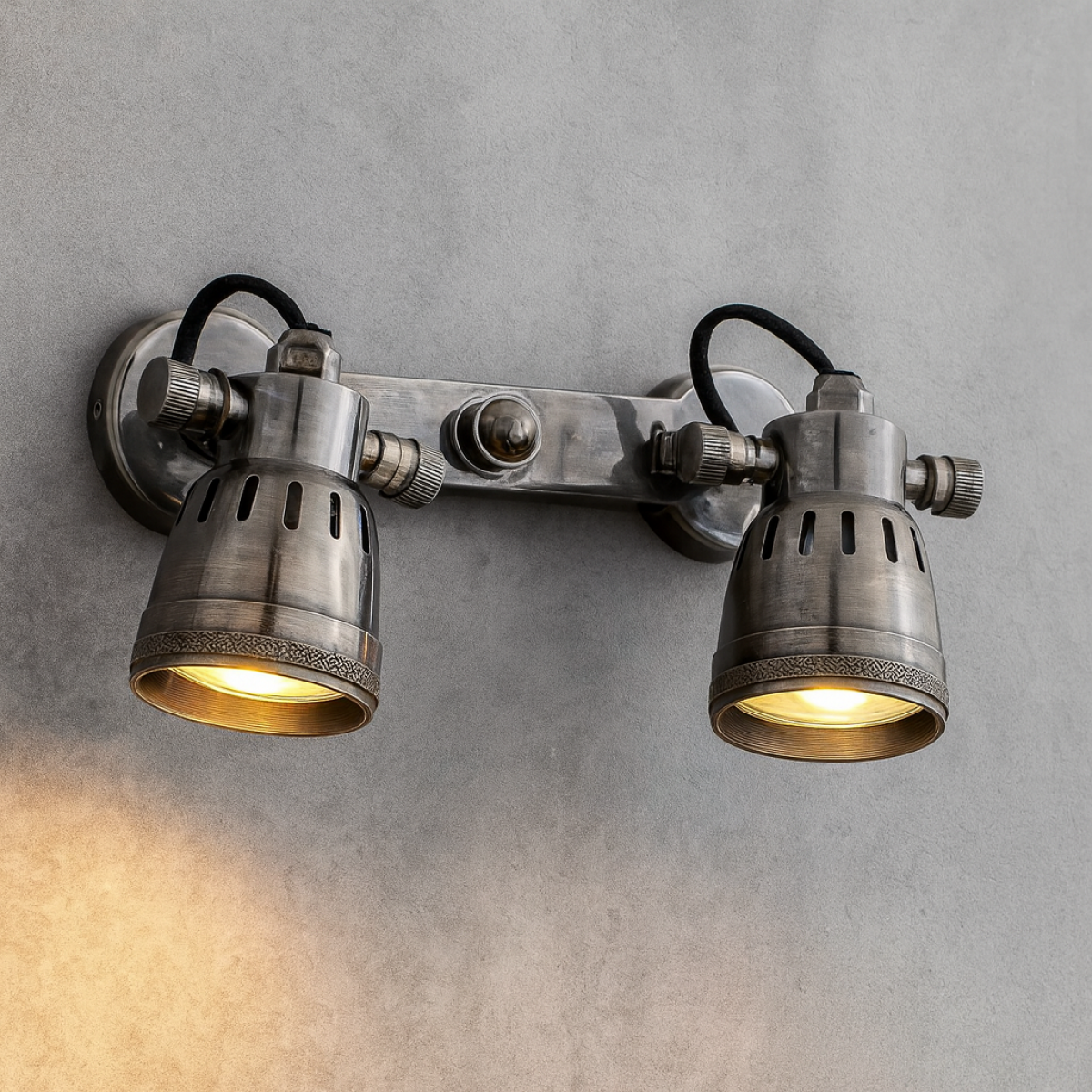 Barre de 2 spots industriels Rialto Double (59802) Vintage | Nostalux.fr