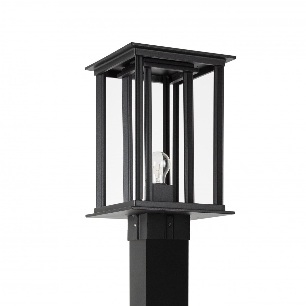 Éclairage de jardin Capital New York Lantern aux formes carrées élégantes et au look robuste de couleur noire