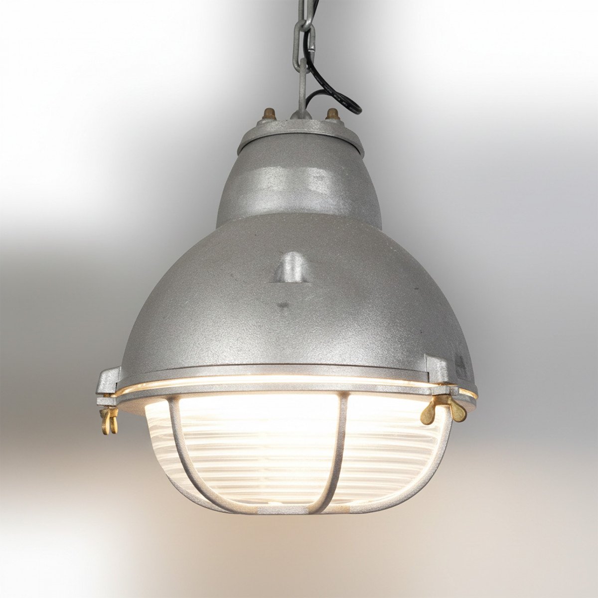 Lampe d'extérieur suspendue à chaîne Navigator (7049) de KS Lighting 