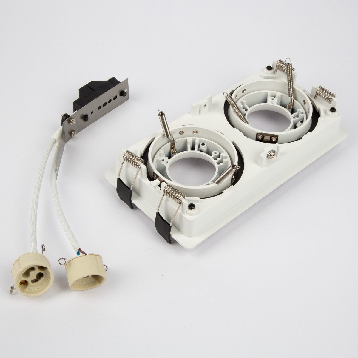 Spot Bjorn 2 (7667) blanc à encastrer - orientable | Nostalux.fr