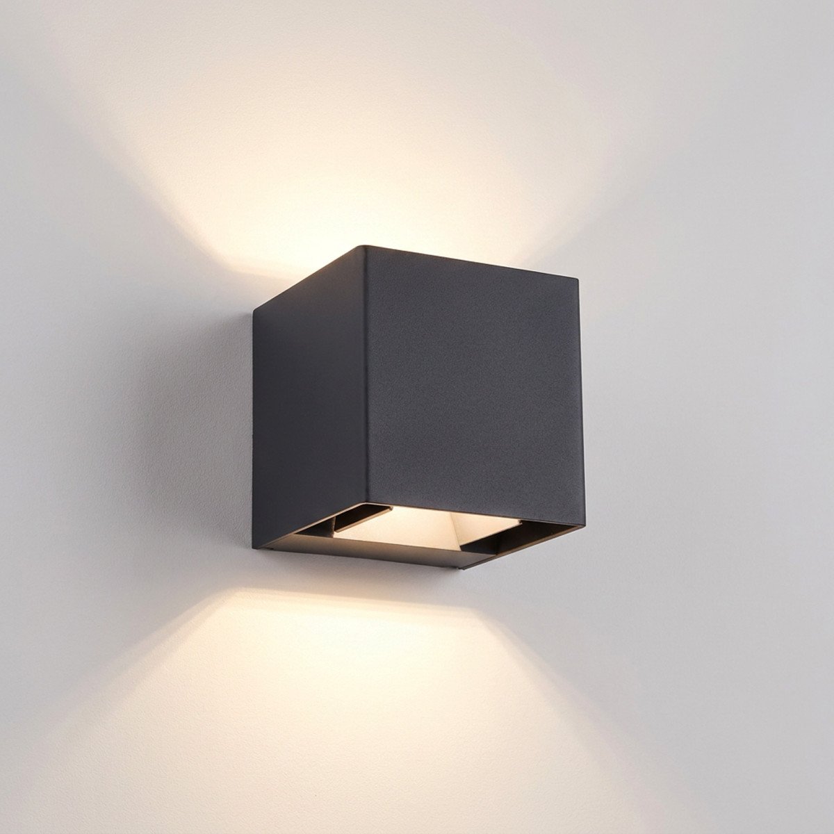 Lampe extérieure Brian applique murale noire LED moderne