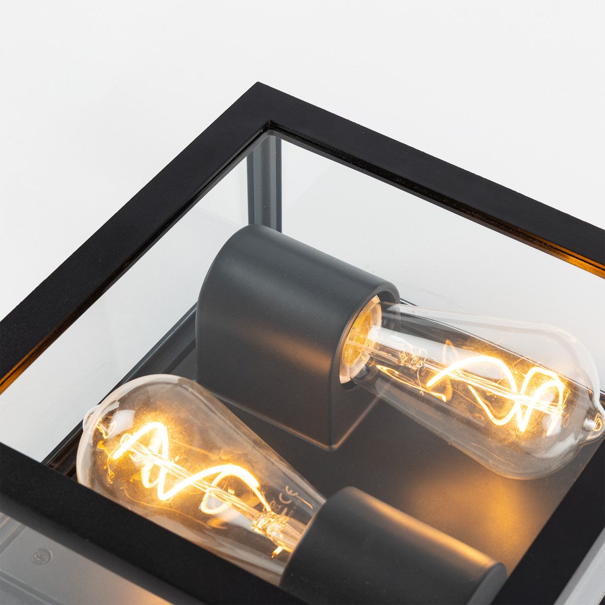 Lampe d'extérieur Timothy plafonnier noir en aluminium