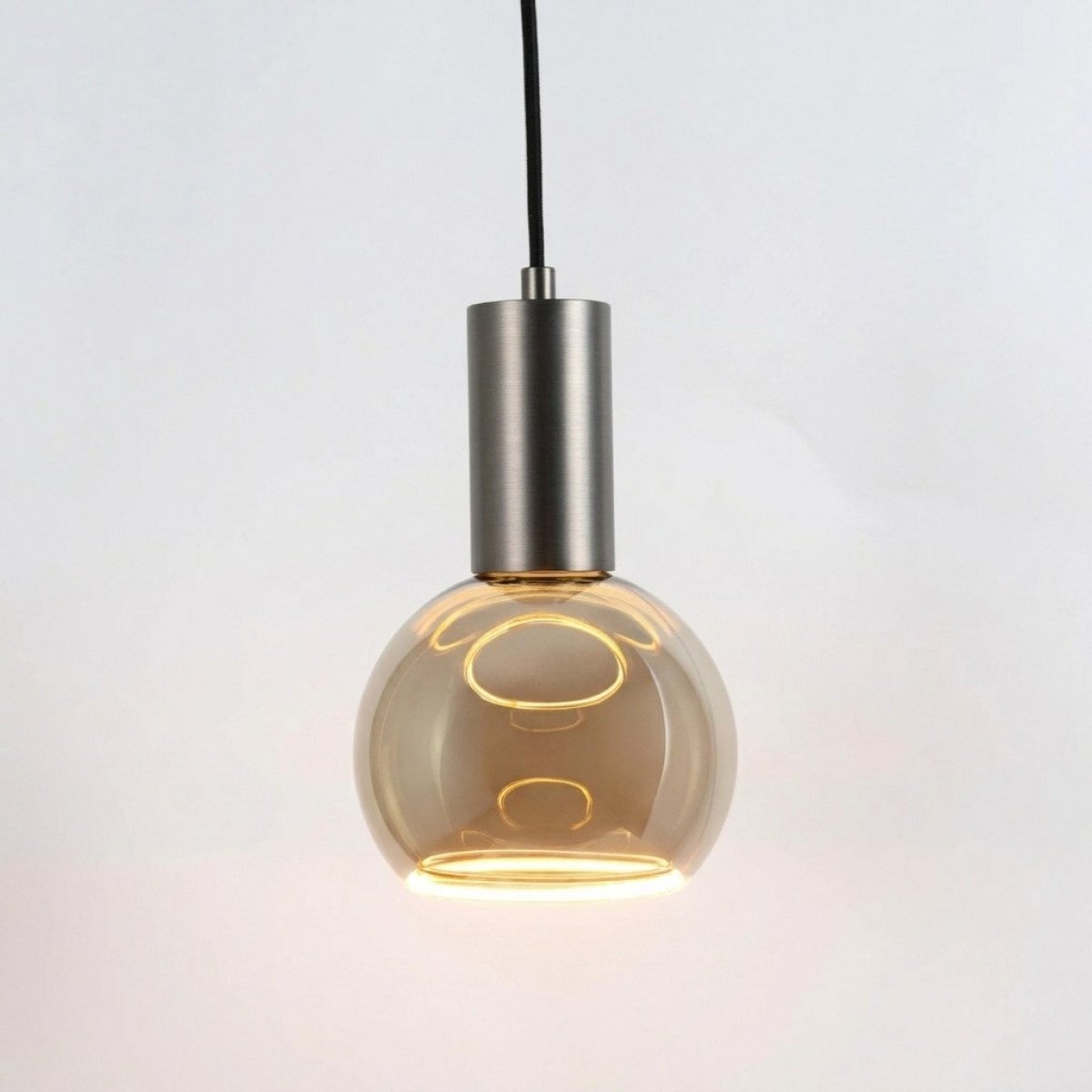 Lampe intérieure Luxum suspension gun metal aluminium moderne