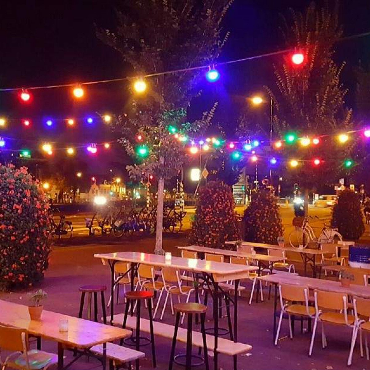 Guirlande lumineuse couleurs Patio 30 m (3x6868) LED inclus 36 ampoules-boules de couleurs | Nostalux.fr