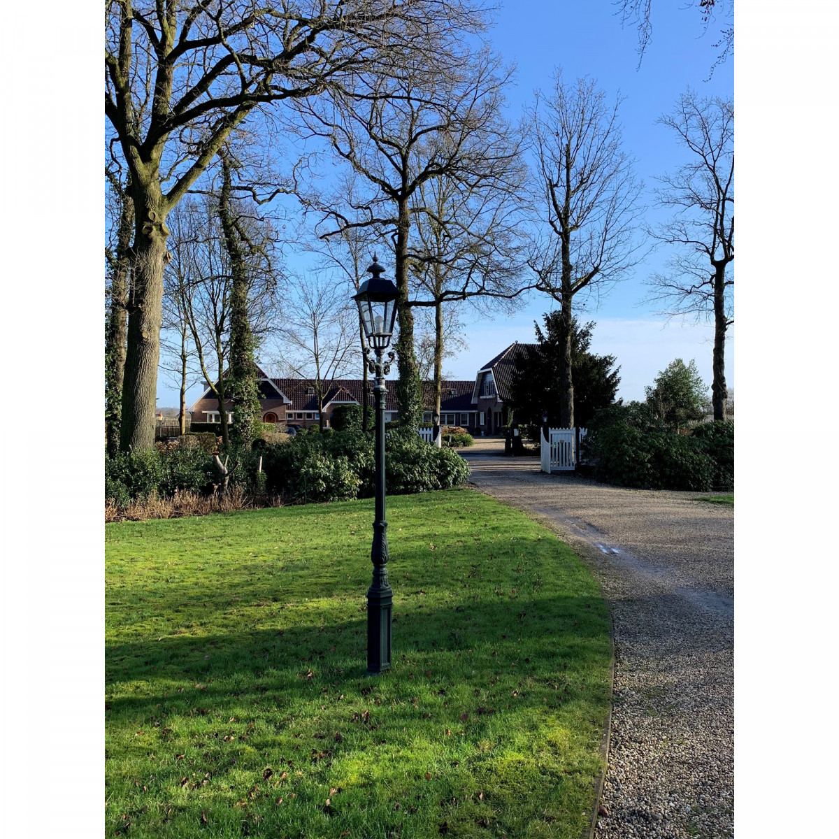 Lampadaire de jardin Wenen (Vienne) (0811) avec lanterne carrée de KS Lighting | Nostalux.fr                 