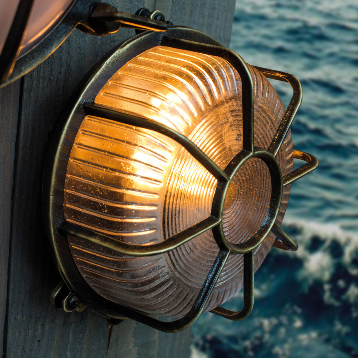 Lampe de bateau ronde avec grille, laiton couleur bronze, bulleye, œil de bœuf