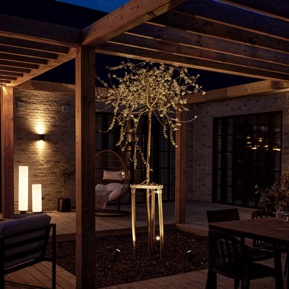 lot 6 spots LED plug & play de jardin à piquets capteur jour/nuit de KS Lighting