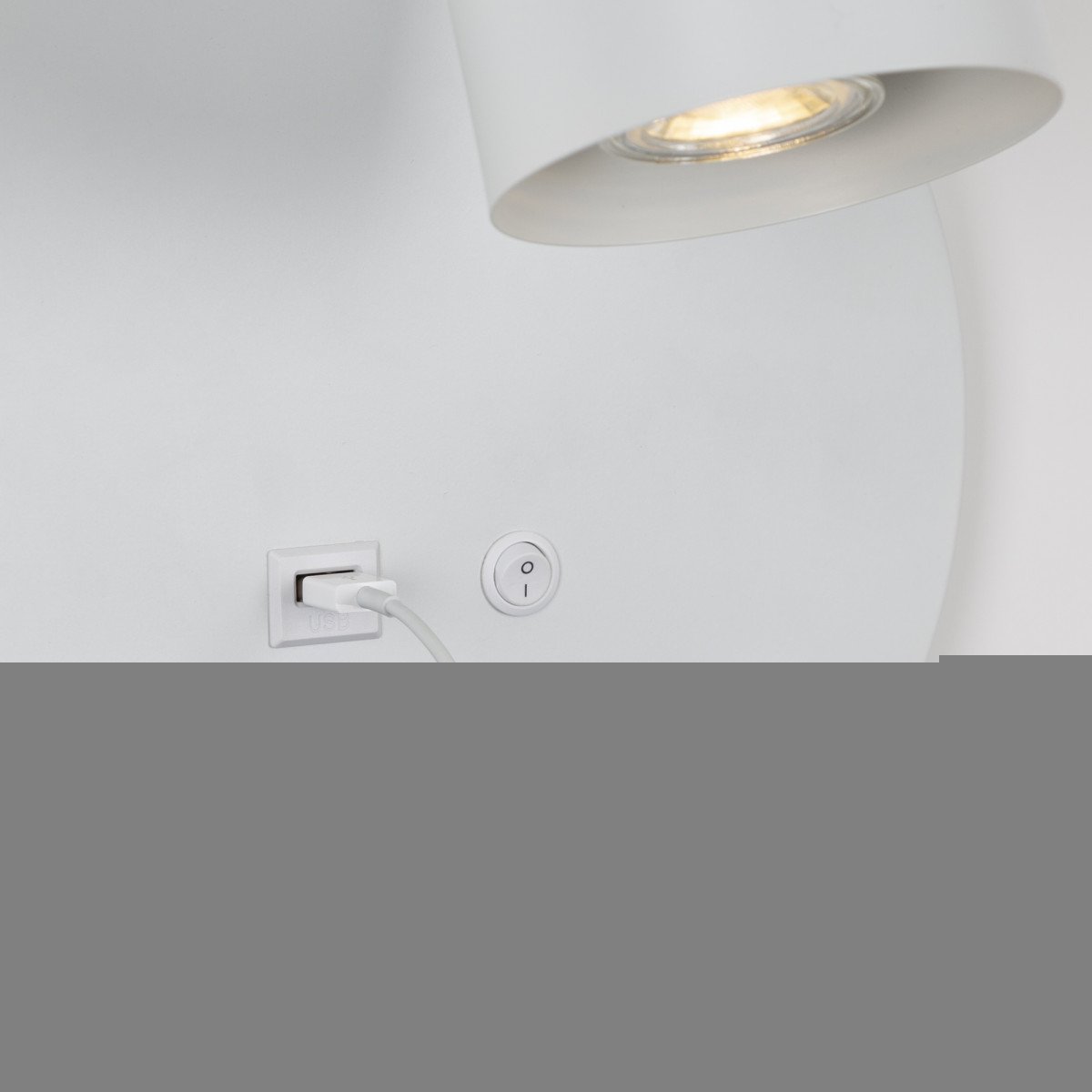 Applique murale blanche Essence (7692) USB | Nostalux.fr