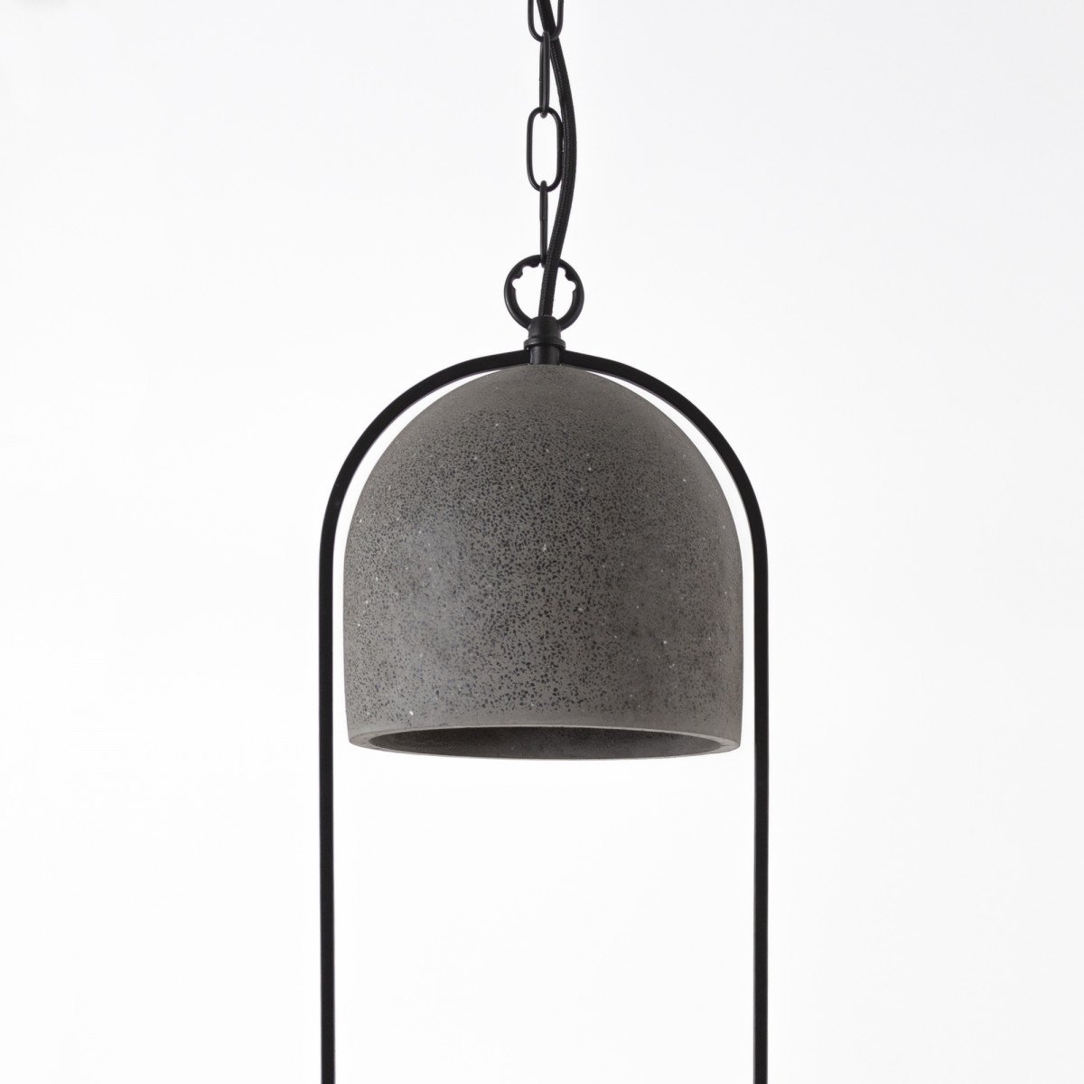 Lampe suspendue Pebble noire avec bac à plantes inclus | Nostalux.fr