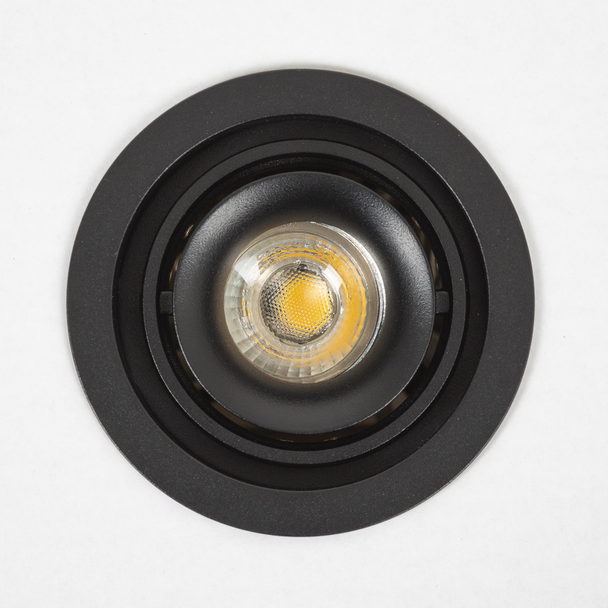 Spot de plafond rond noir Bjorn 1 (7670) orientable à encastrer | Nostalux.fr