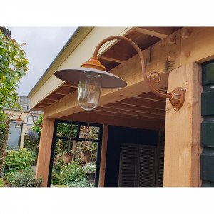 Applique robuste modèle Rhône en fonte, cuivre et verre (7591)