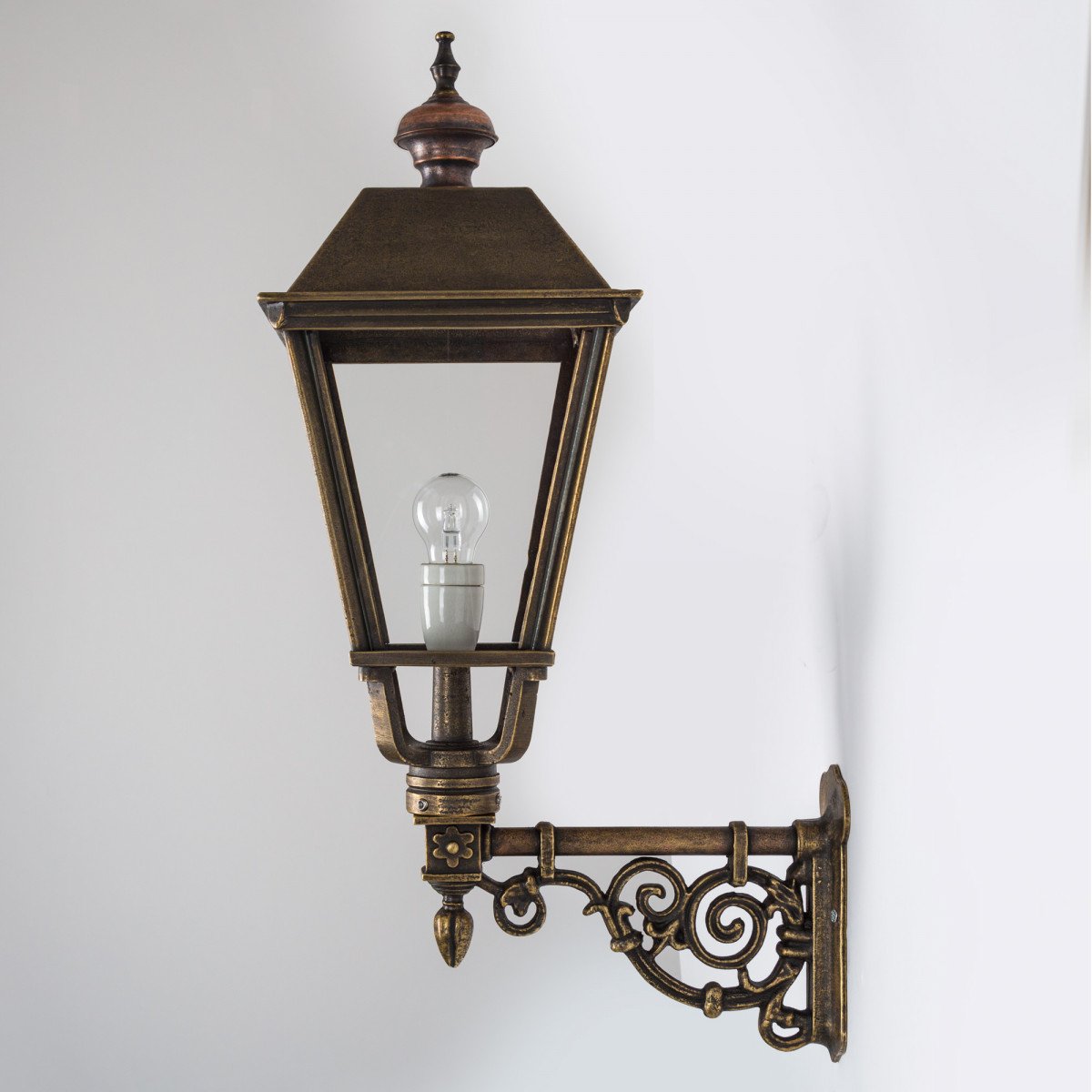 Lampe d'extérieur Brandenburg exclusive en Bronze 