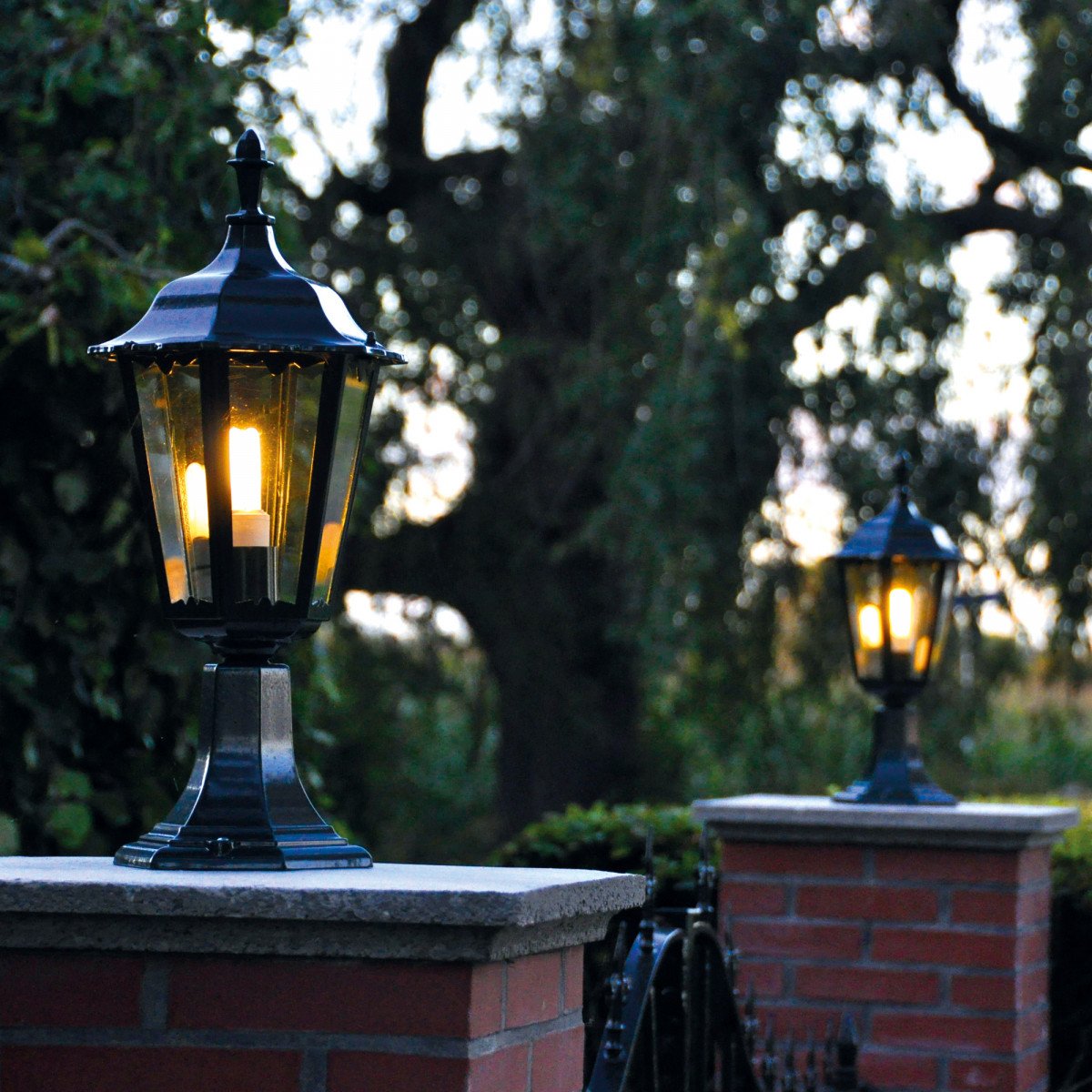 Lampe d'extérieur sur pied Ancona (5129) avec capteur LED jour et nuit