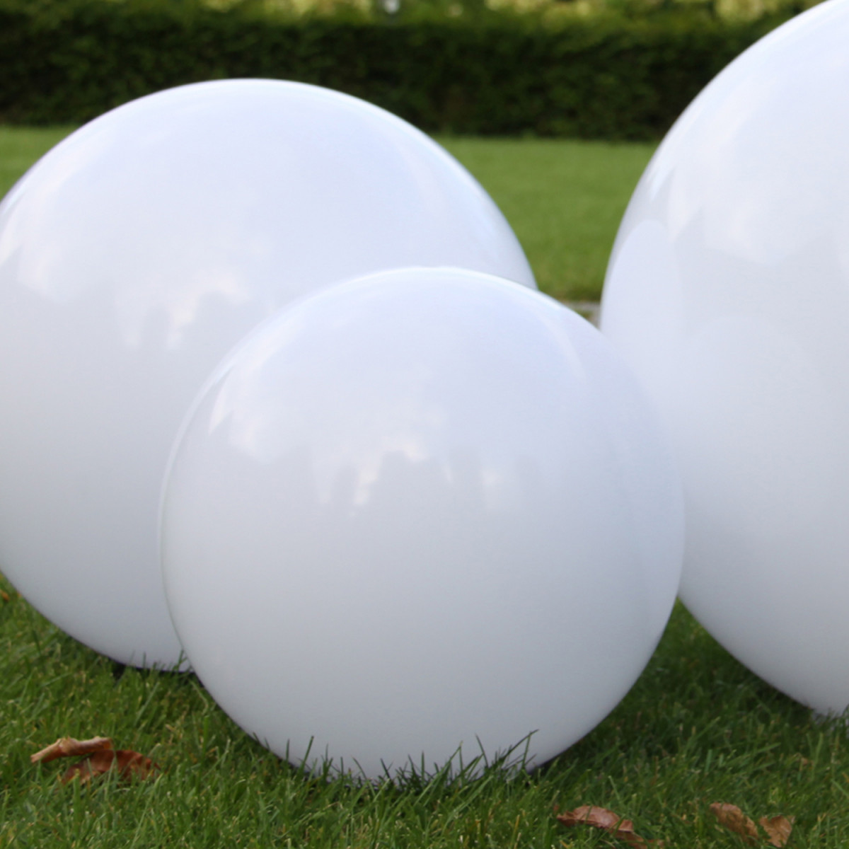 Boule de jardin lumineuse Ø 30 avec piquet | Nostalux.fr