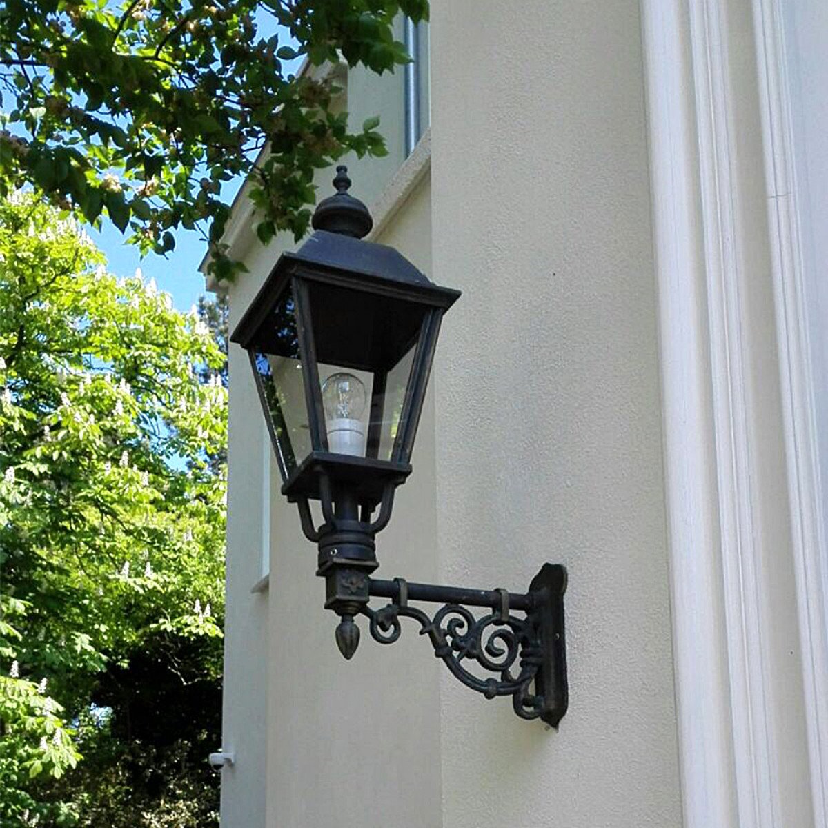 Lampe d'extérieur Brandenburg exclusive en Bronze 