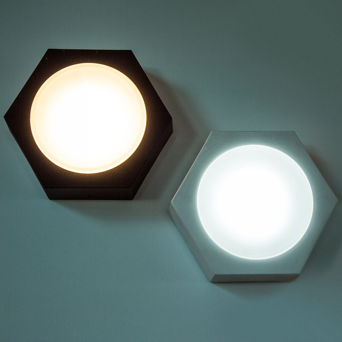 Penta LED zwart plafondlamp.