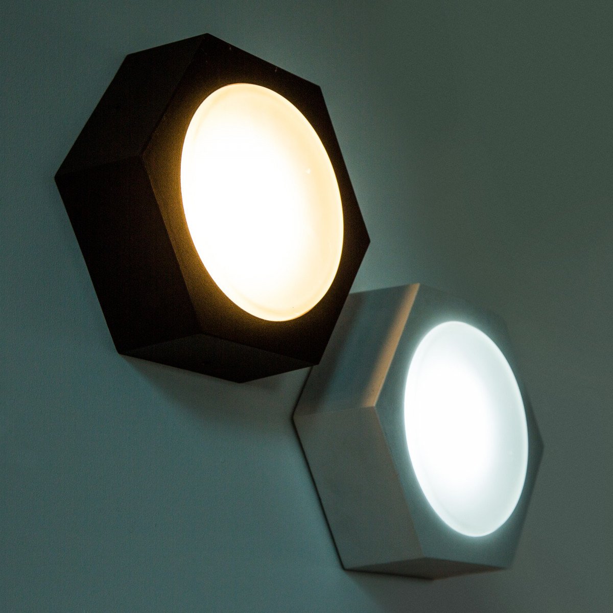 Penta LED zwart plafondlamp.