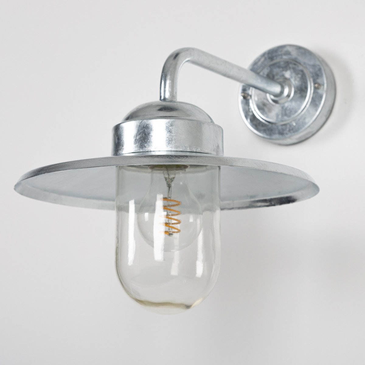 Applique pendante d'extérieur style écurie Gusto (7658) Tendance retro de la marque KS Lighting