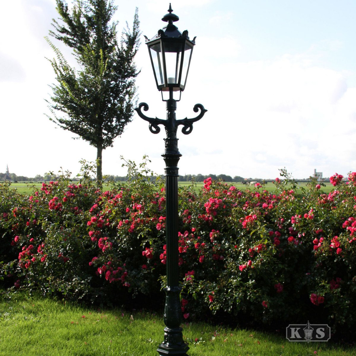 Lampadaire de jardin Nurnberg (Neuremberg) avec lanterne hexagonale de KD Lighting