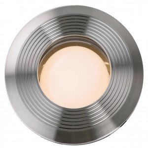 Spot Ronde 12 volts Onyx 90 R1 avec bordure argentée nervurée et lumière blanche chaude